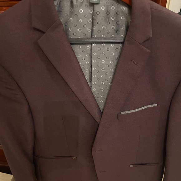 New Henry Uomo Men’s Suit 42S beautiful fabric with fine blended materials. - Picture 1 of 6